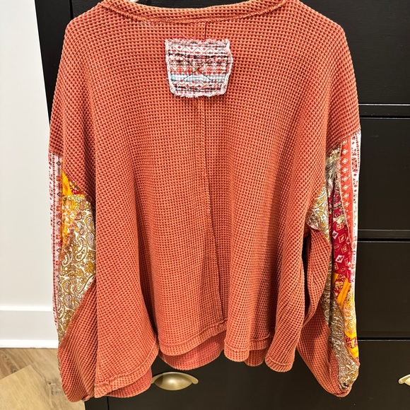 Easel Rust and Multicolor Boho Top - Picture 4 of 6